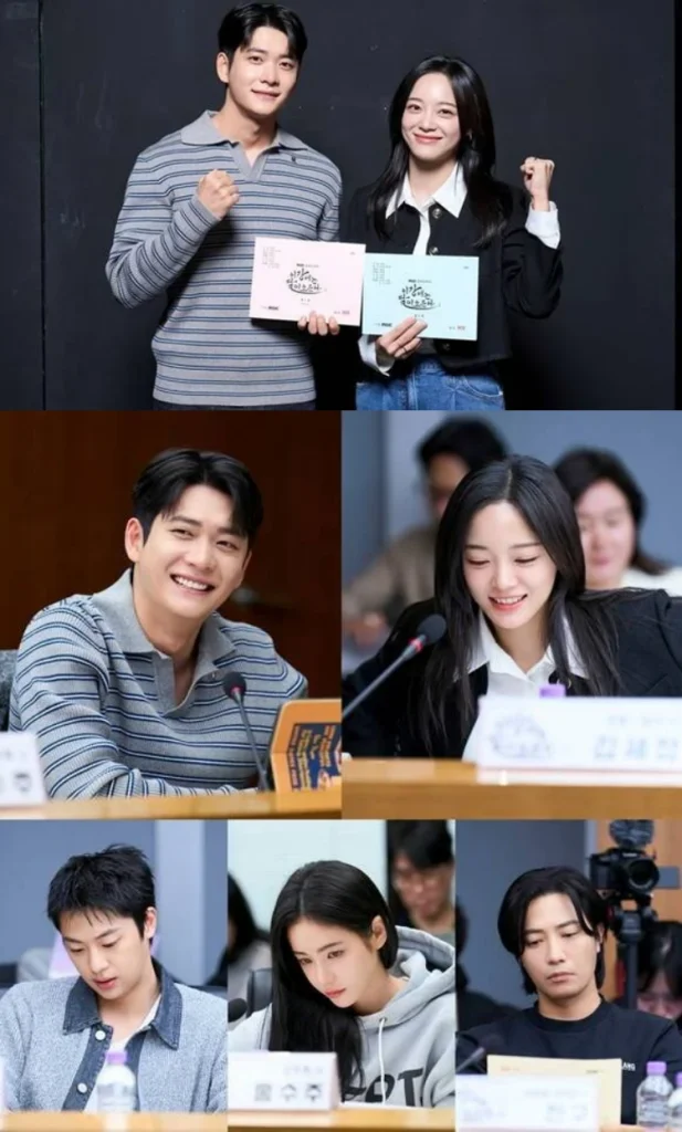 この川には月が流れる